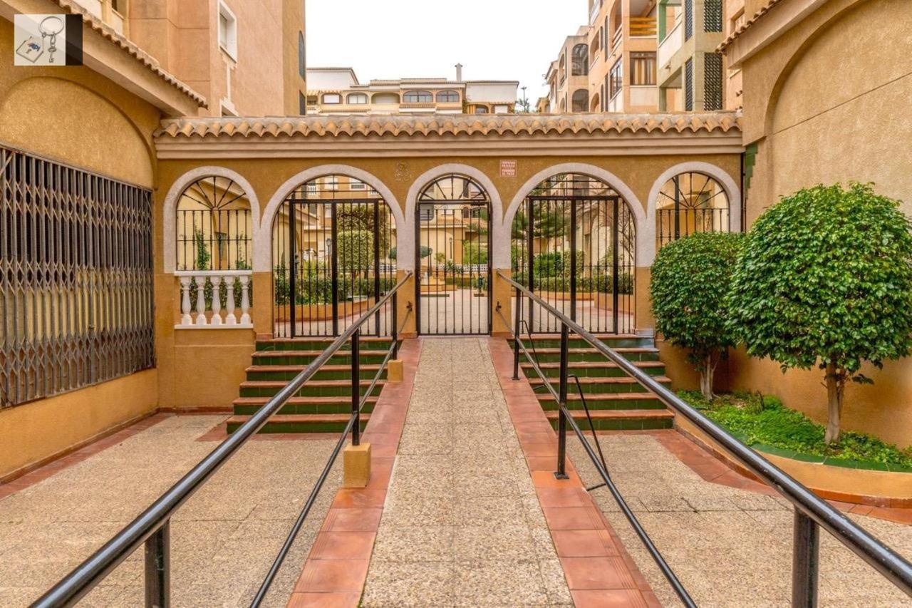 To Rent In Costa Blanca Appartement *